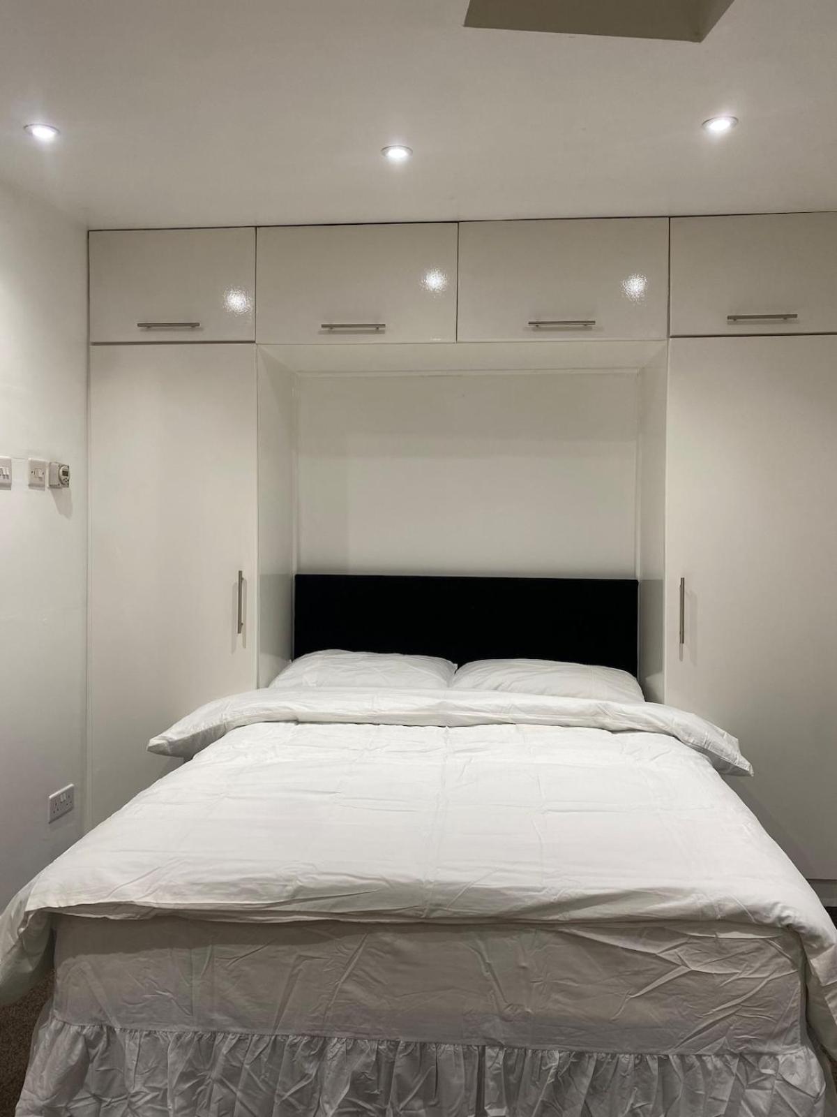 Luxury 1 Bedroom